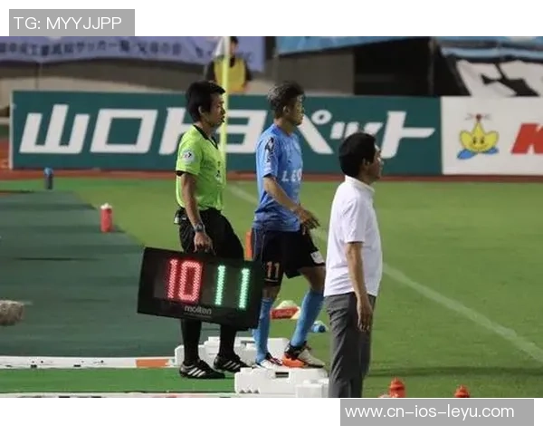 雷诺1868足球队的辉煌历程与未来展望：从草根到职业的传奇之路